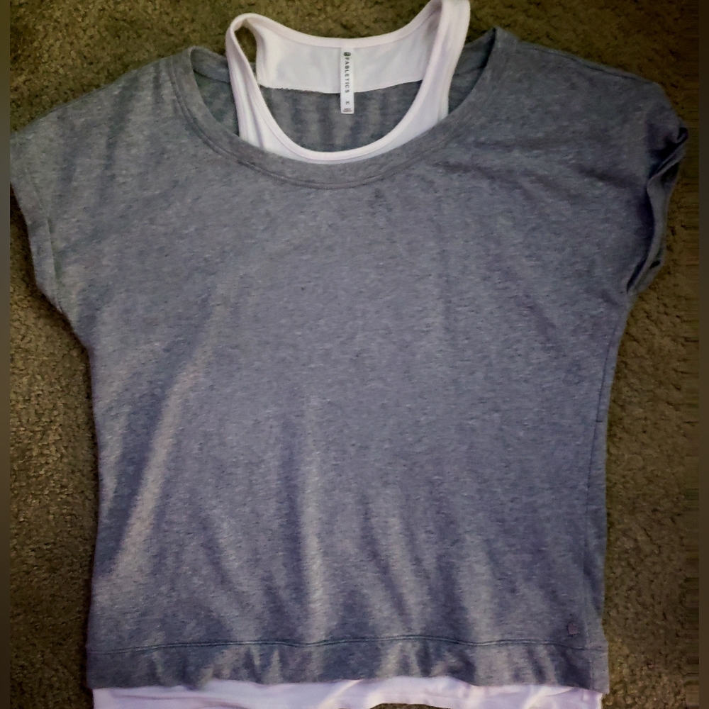 FABLETICS TANK SHIRT - Picture 2 of 4